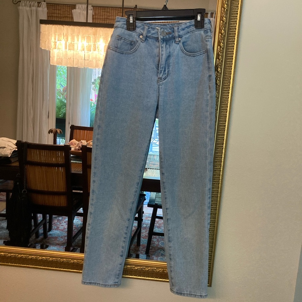 PacSun Mom Jean size 23